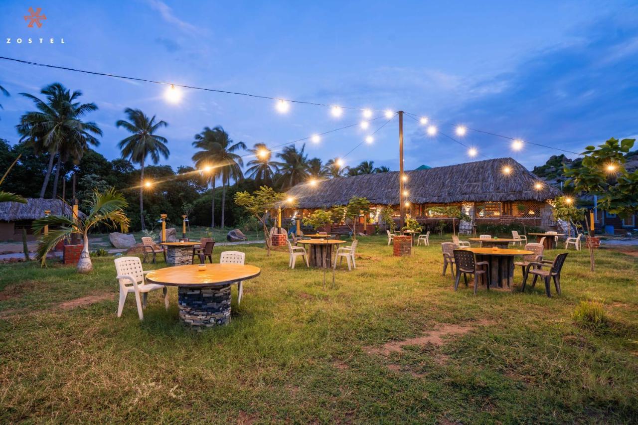 Zostel Hampi Hostel Exterior photo