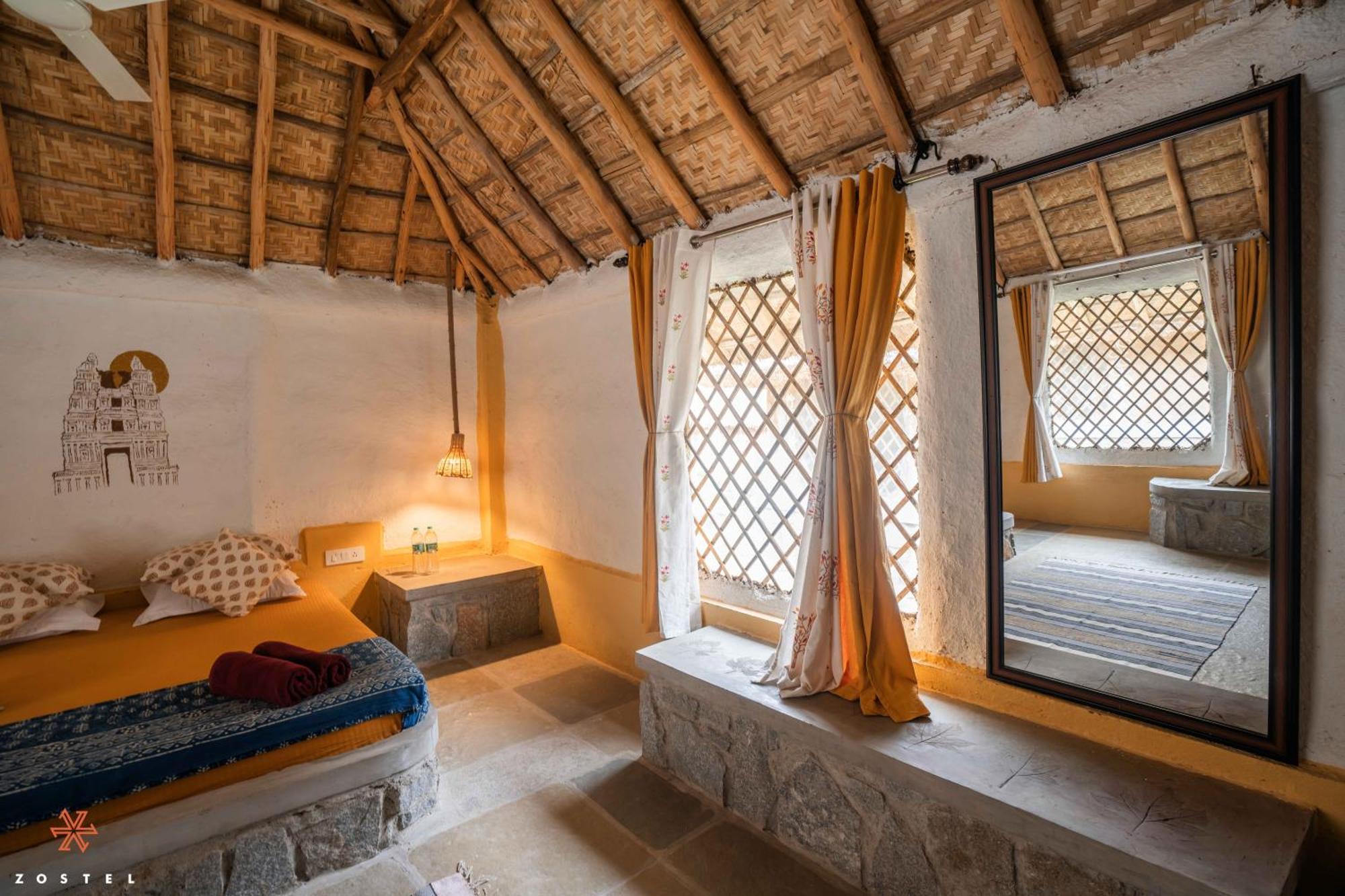 Zostel Hampi Hostel Exterior photo