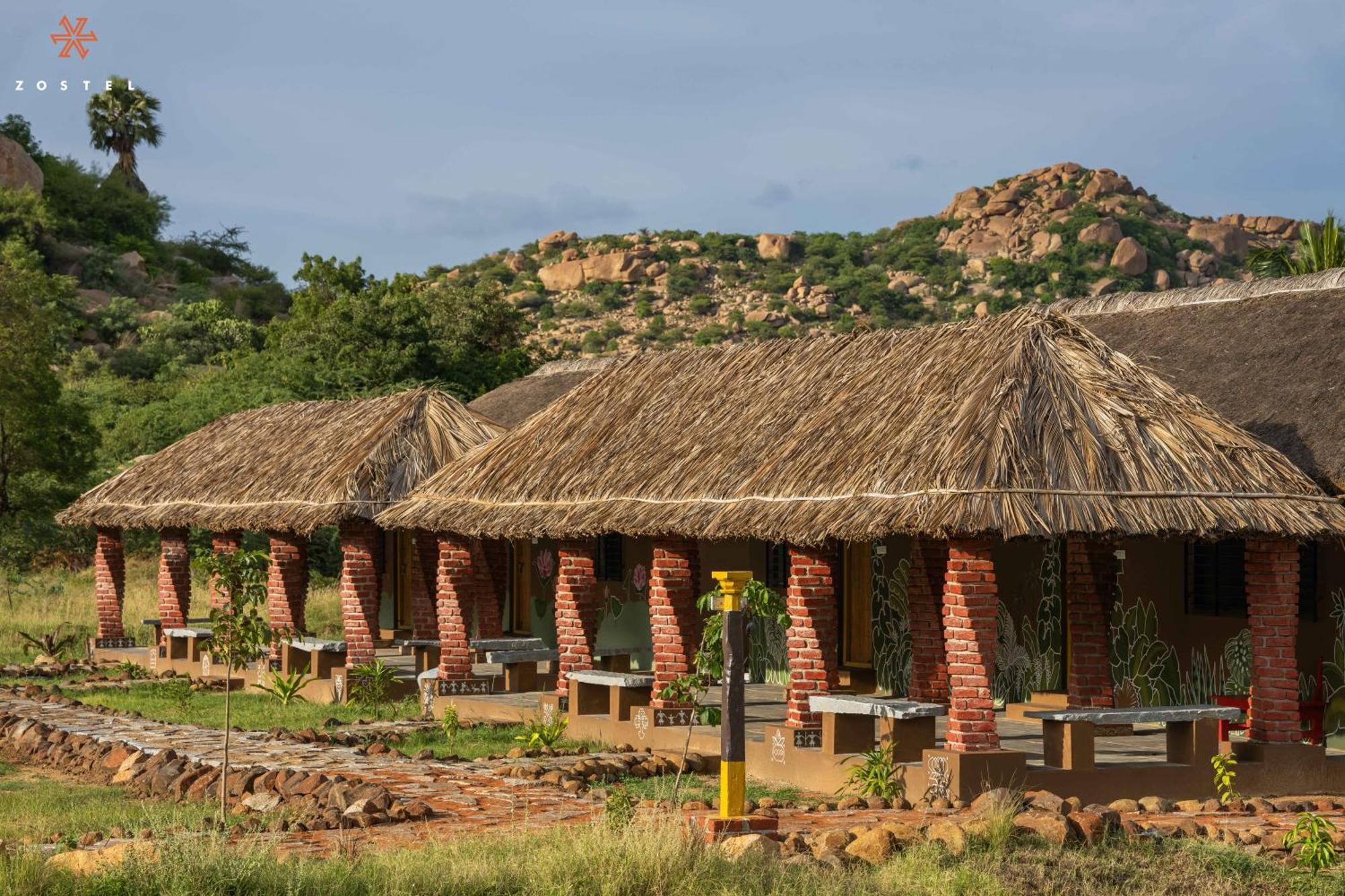 Zostel Hampi Hostel Exterior photo