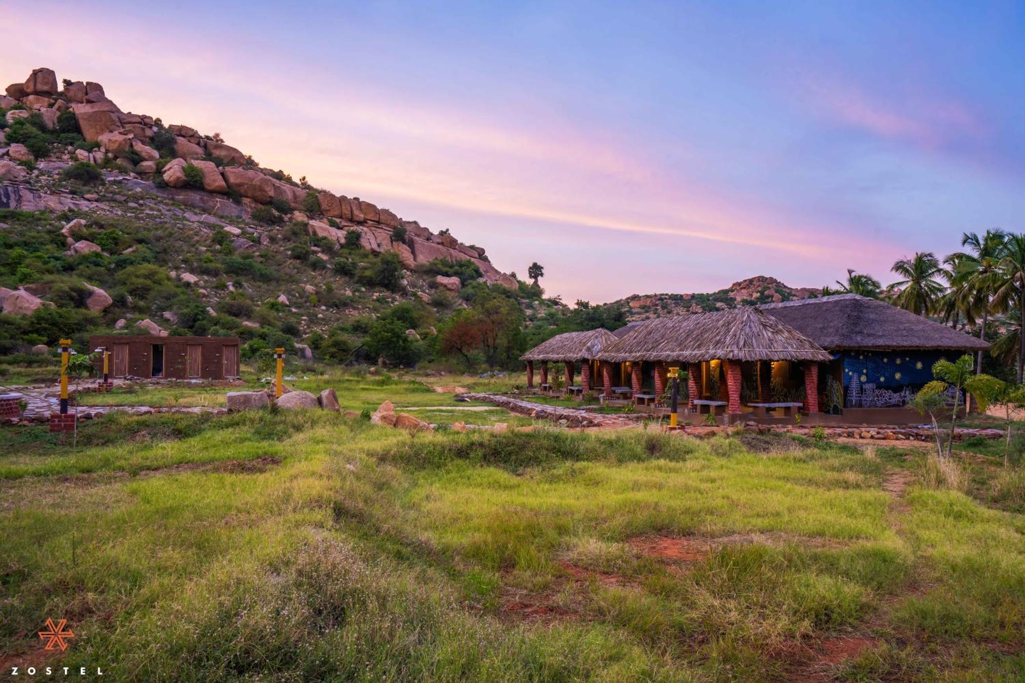 Zostel Hampi Hostel Exterior photo