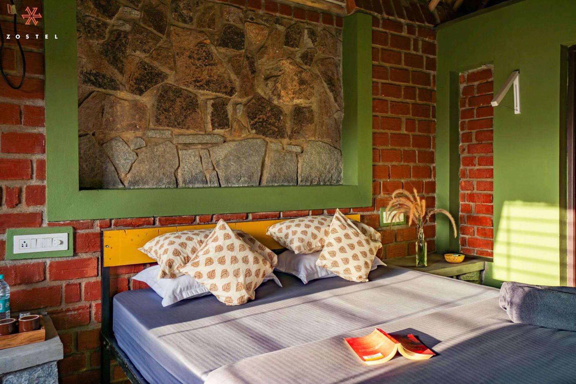 Zostel Hampi Hostel Exterior photo