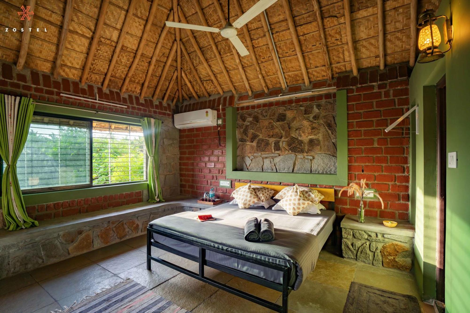Zostel Hampi Hostel Exterior photo